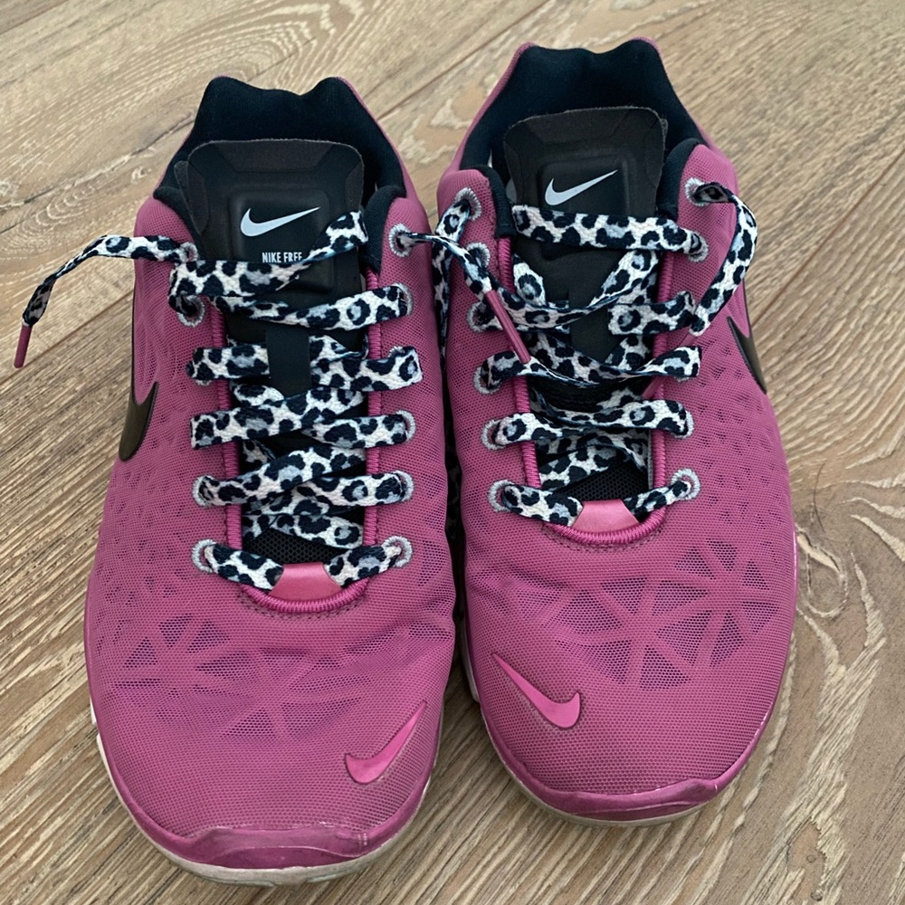 Nike Free, purple with leopard laces, size 6.5